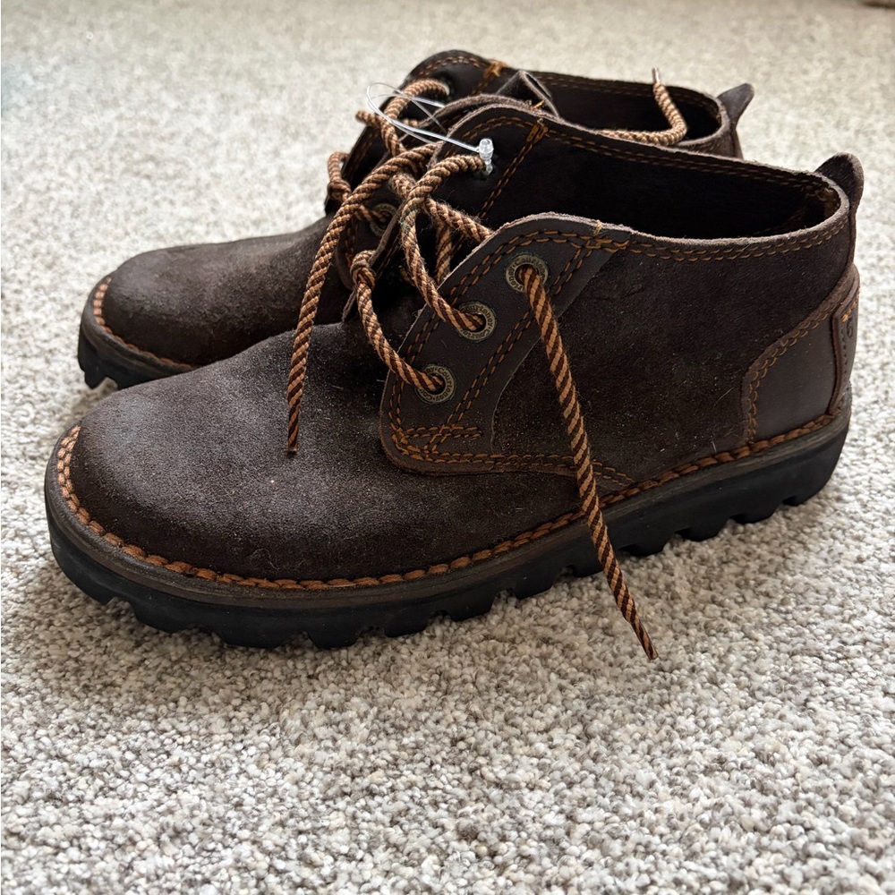 Courtenay Dark Brown Chukka Boots